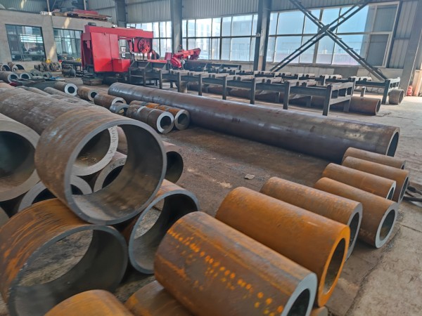 关岭关岭关岭42CrMo无缝钢管厂家 现货库存 可零切零售非标定做